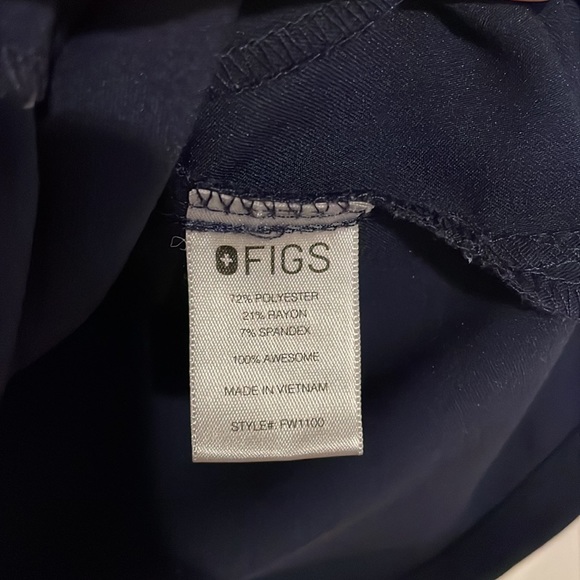 FIGS Casma Scrub Top Navy M - Picture 3 of 6